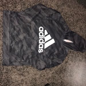 Boys Adidas hoodie. Size XL (18/20)